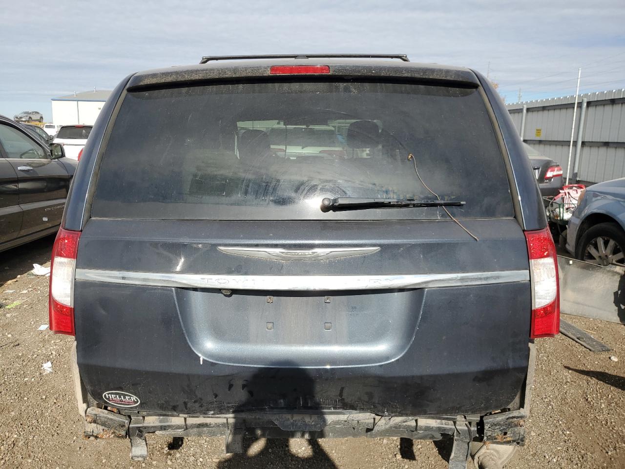 CHRYSLER TOWN & COUNTRY TOURING