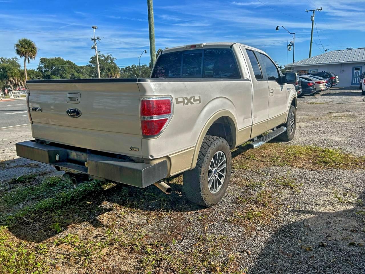 FORD F-150 SUPER CAB