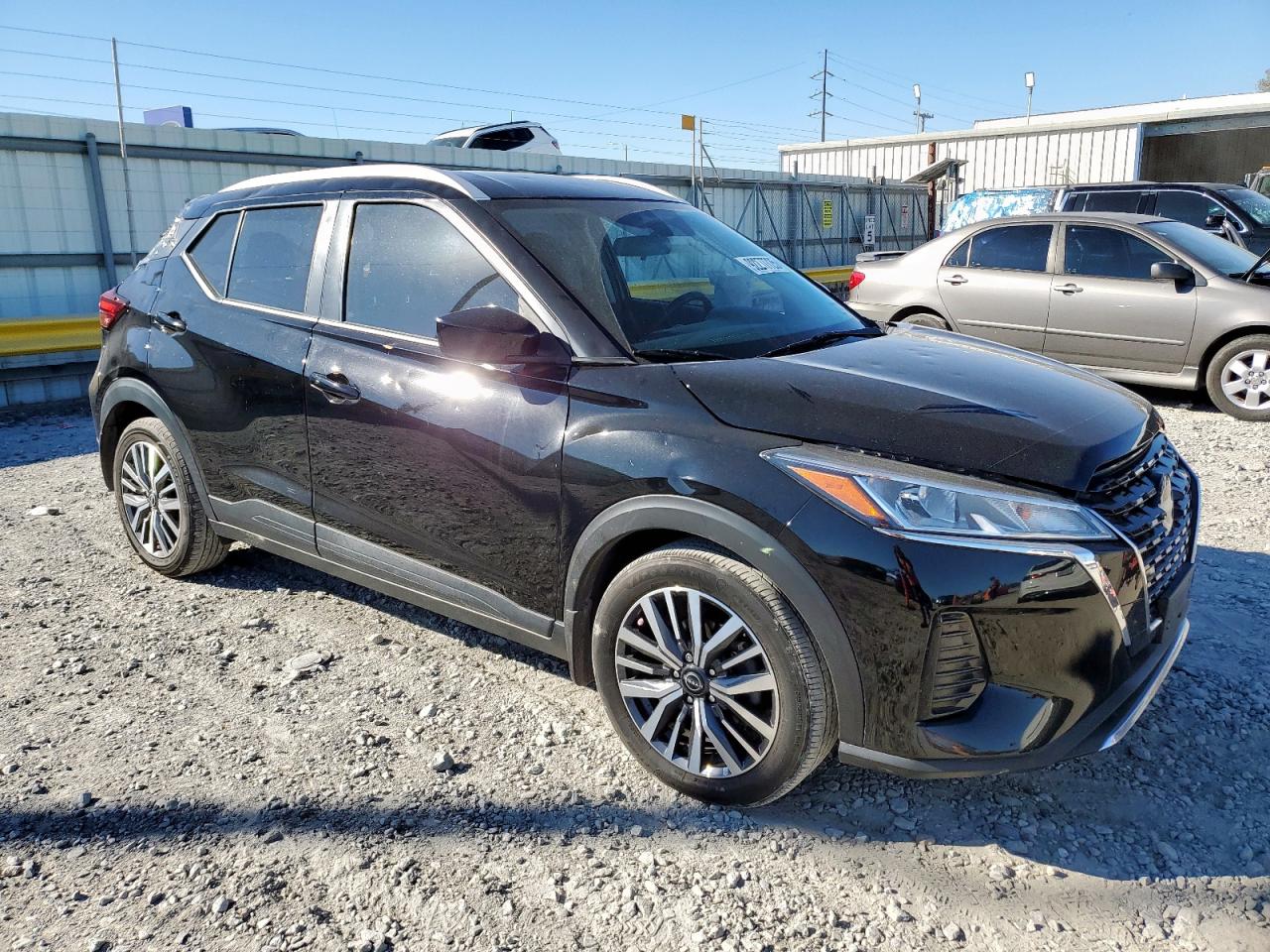 NISSAN KICKS SV