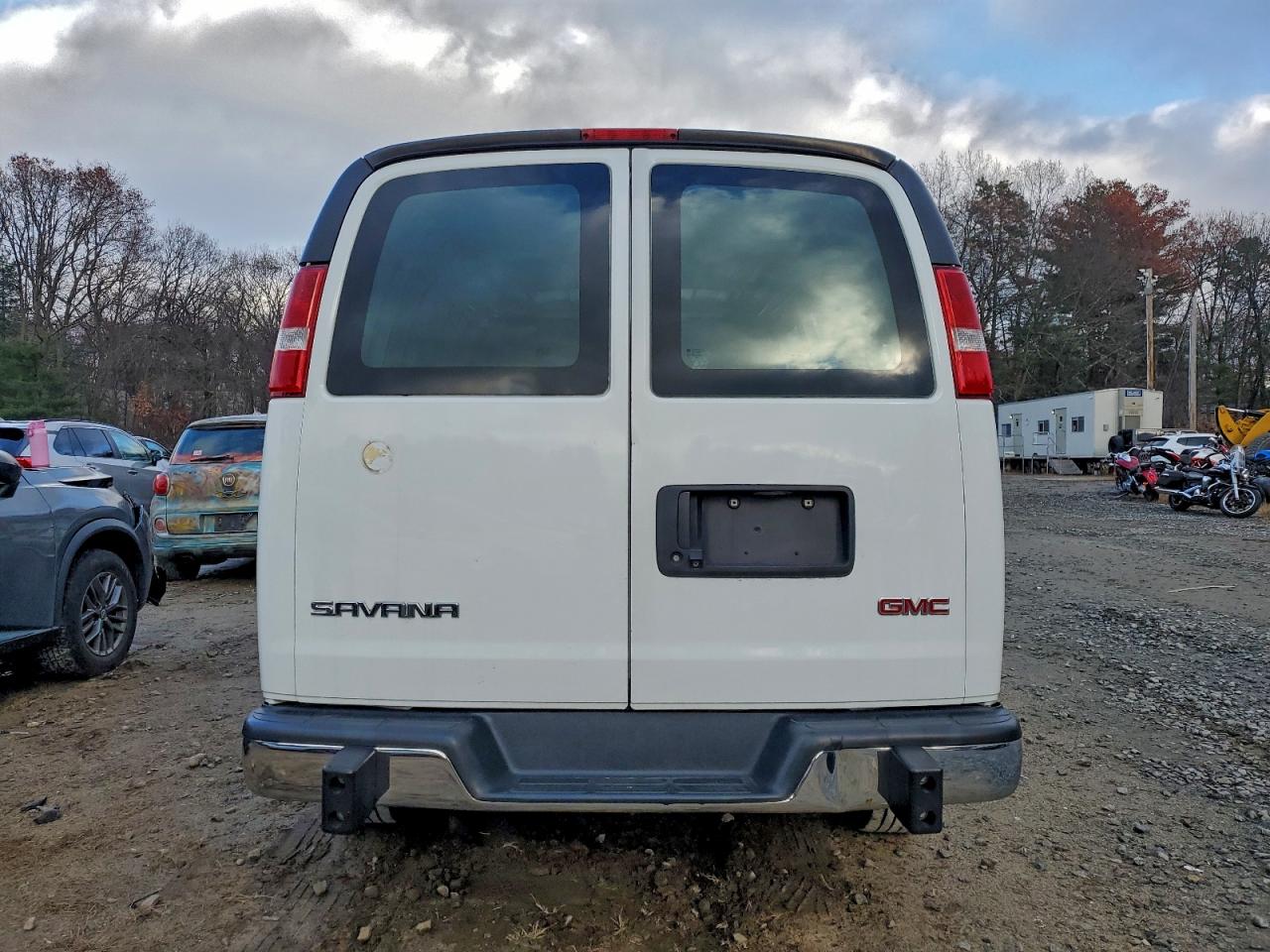 GMC SAVANA G2500