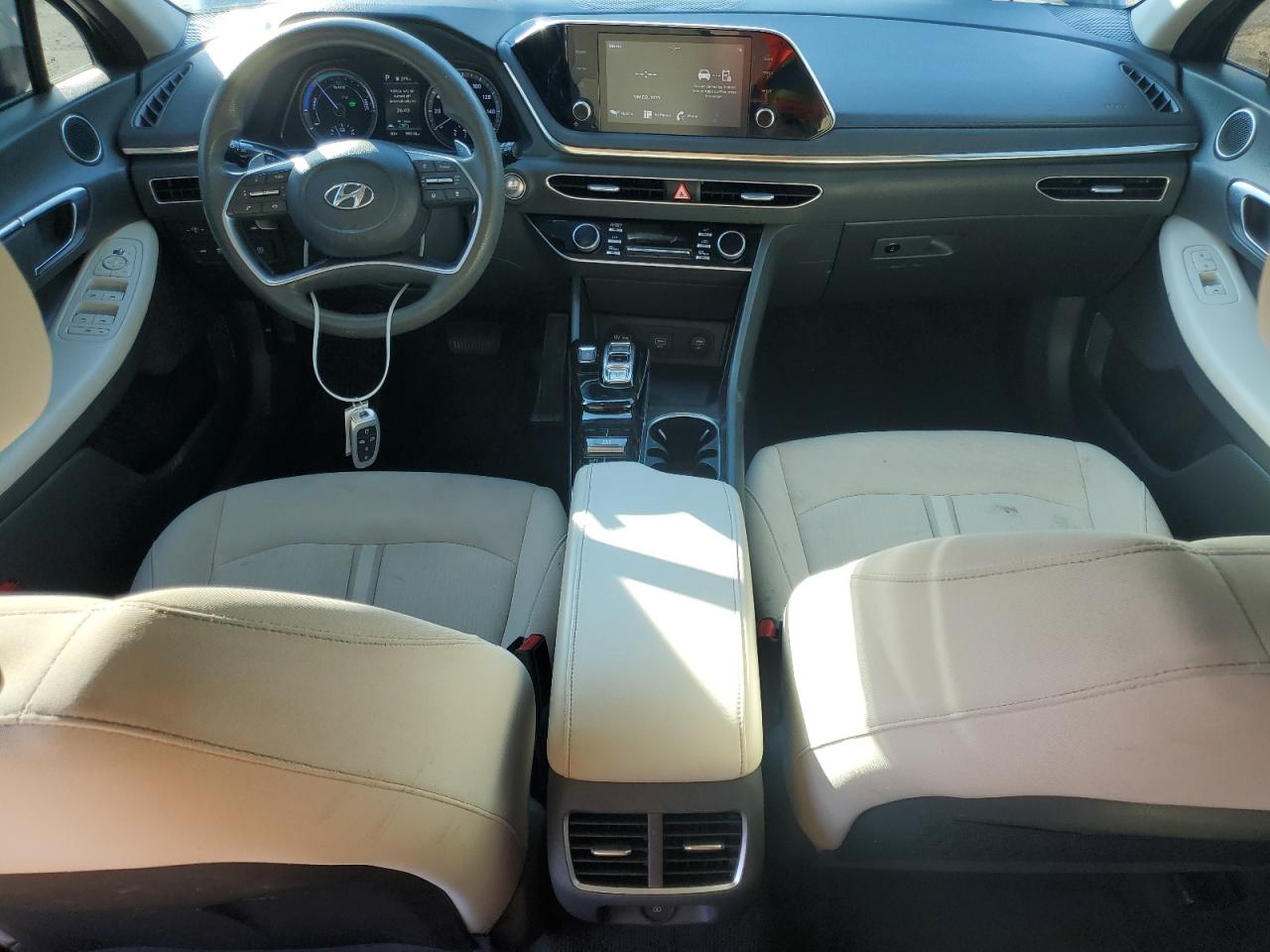 HYUNDAI SONATA HYBRID