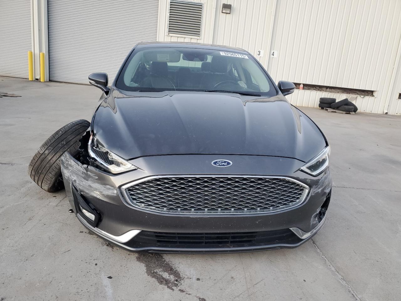 FORD FUSION TITANIUM