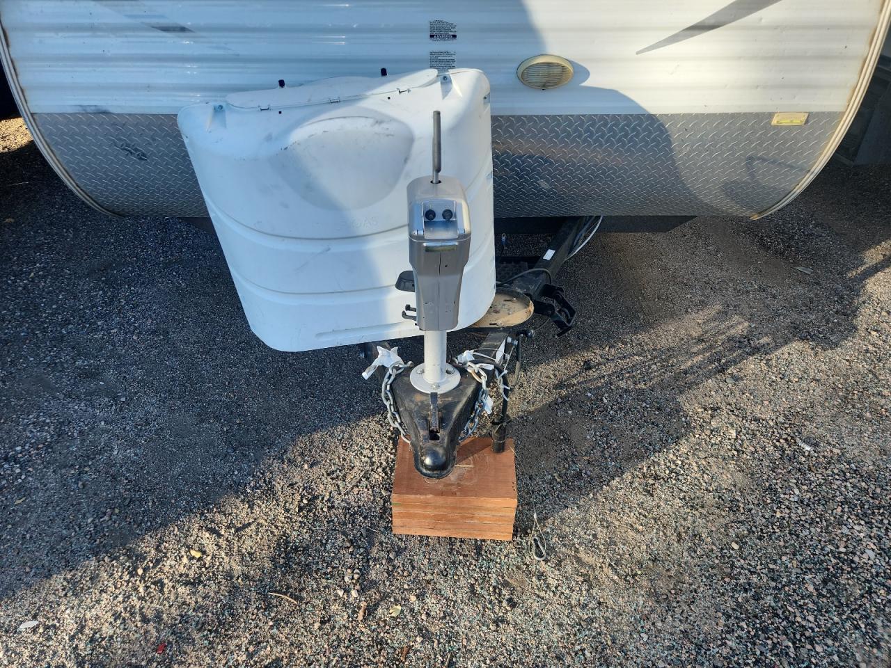 Lot #3292906571 2012 SILV CAMPER