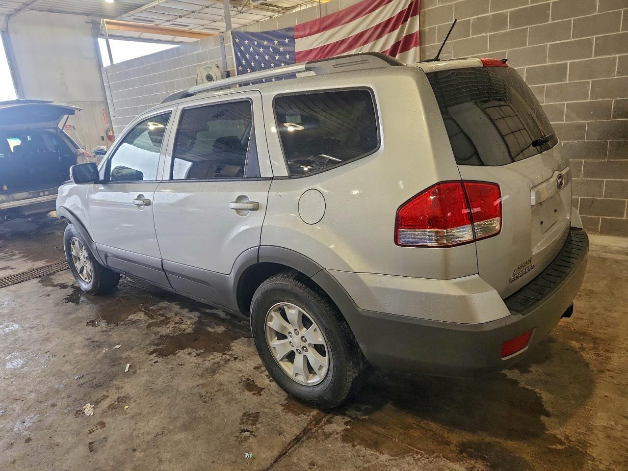 Lot #3297124508 2009 KIA BORREGO LX