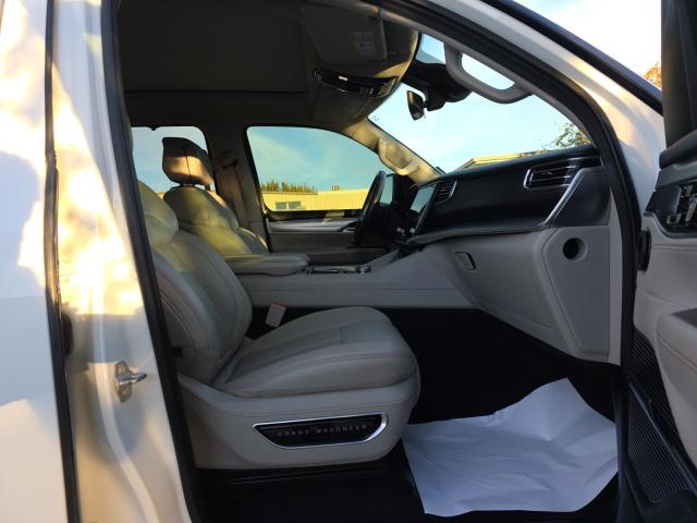 2023 JEEP GRAND WAGO 1C4SJVEJXPS559350