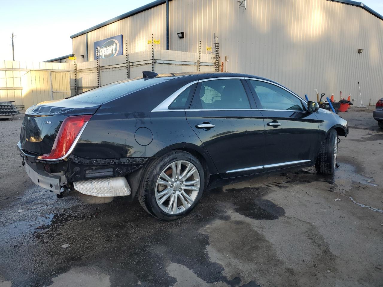 CADILLAC XTS LUXURY