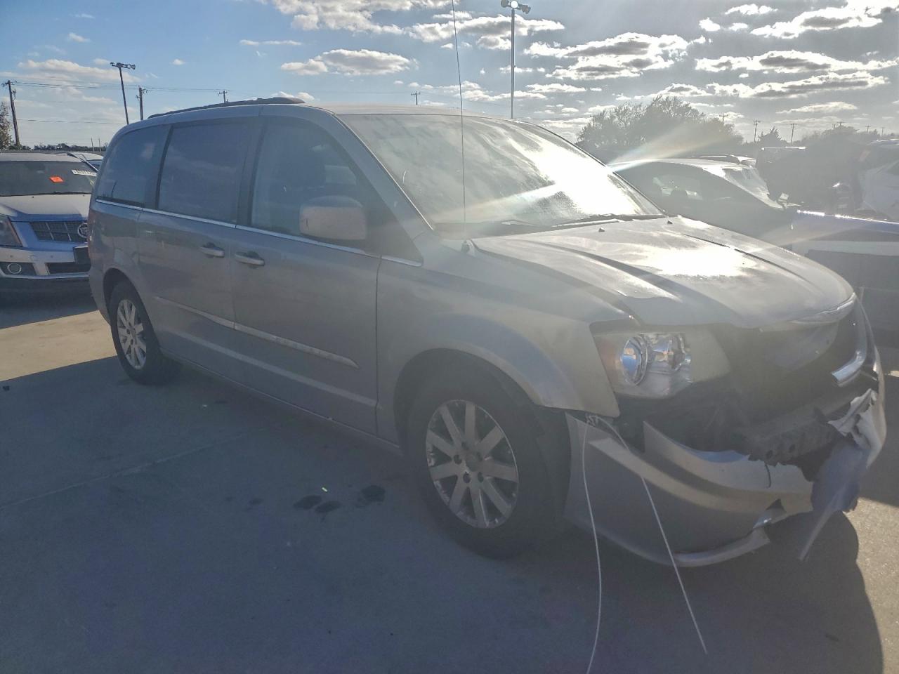 CHRYSLER TOWN & COUNTRY TOURING