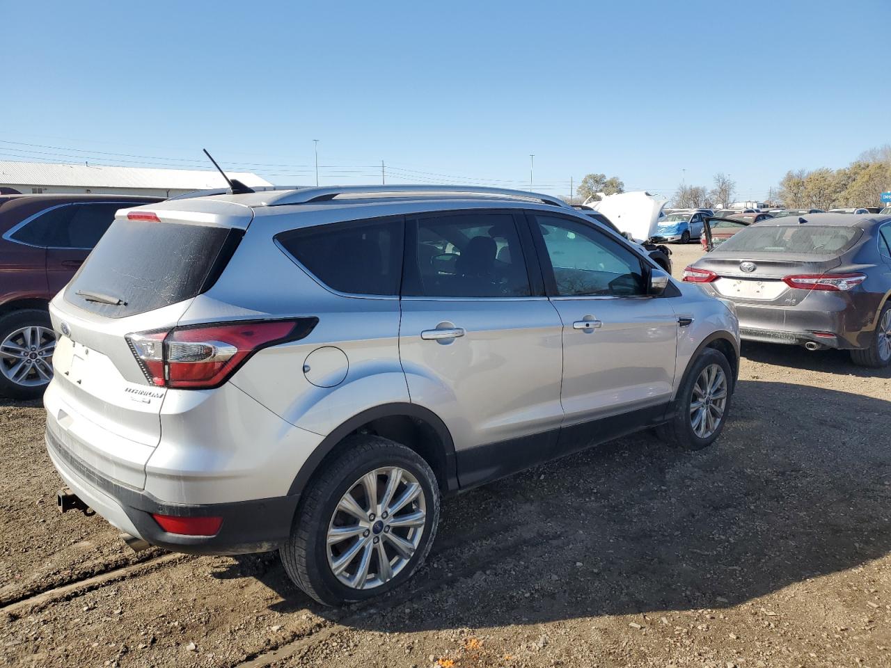 FORD ESCAPE TITANIUM