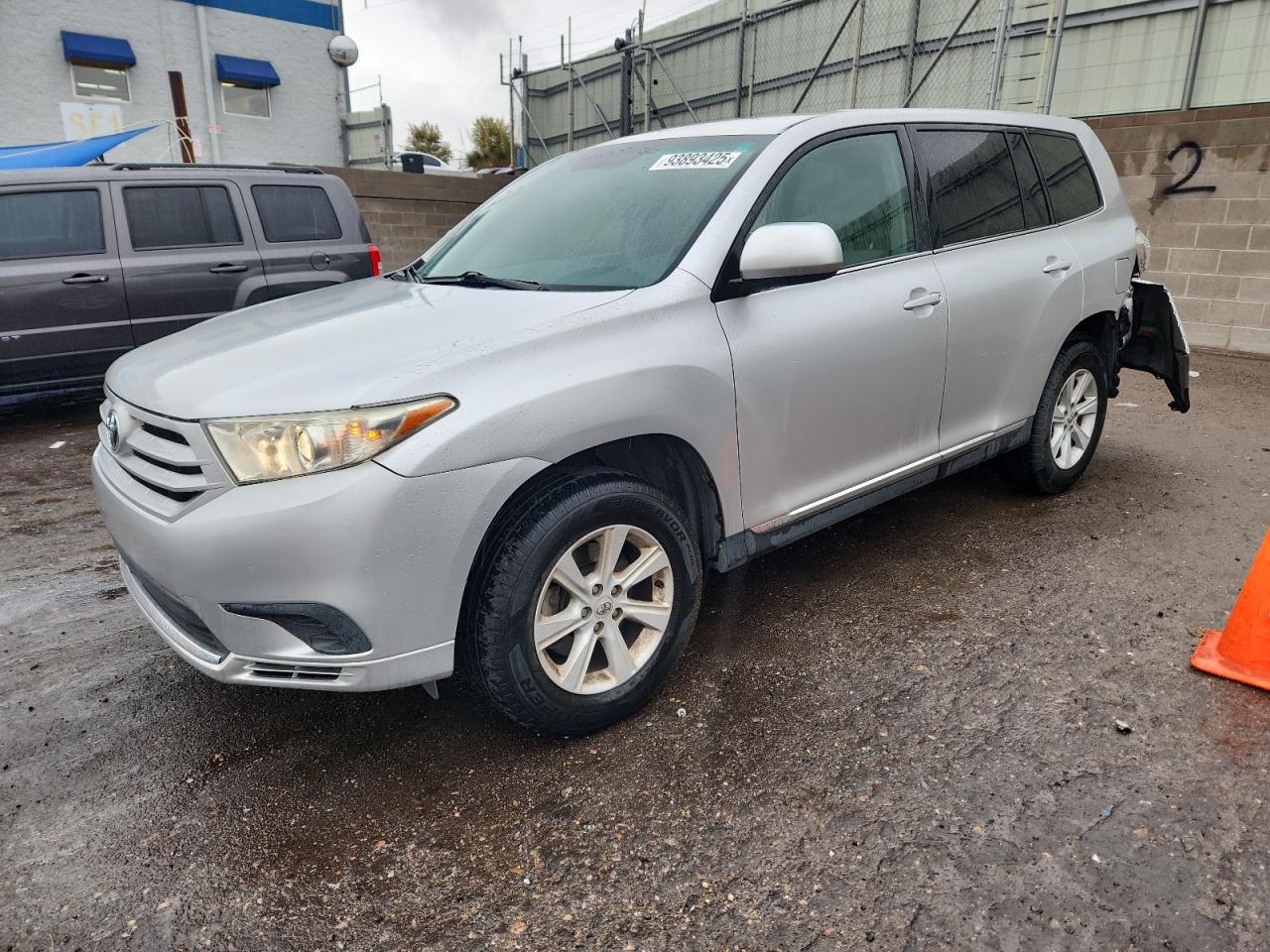 TOYOTA HIGHLANDER BASE