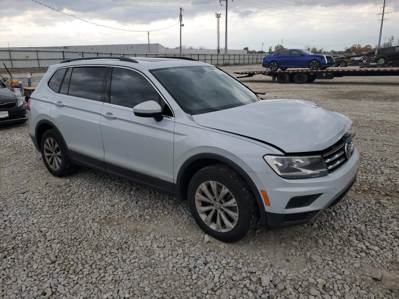 VOLKSWAGEN TIGUAN SE