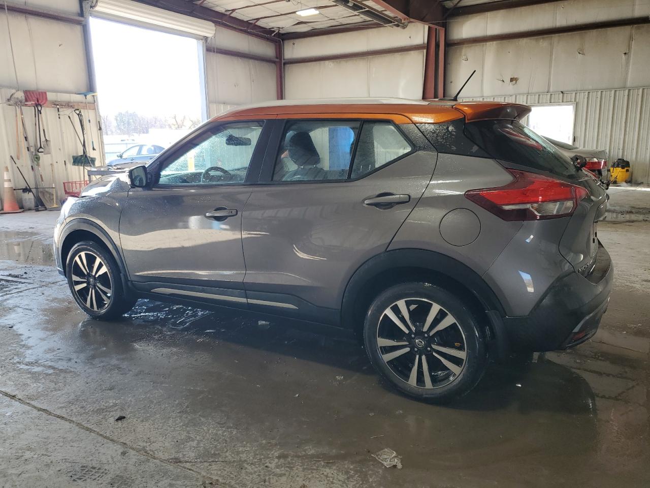 NISSAN KICKS S