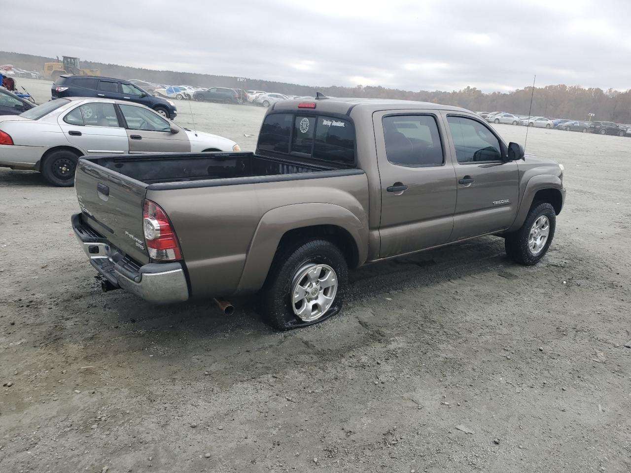 TOYOTA TACOMA DOUBLE CAB