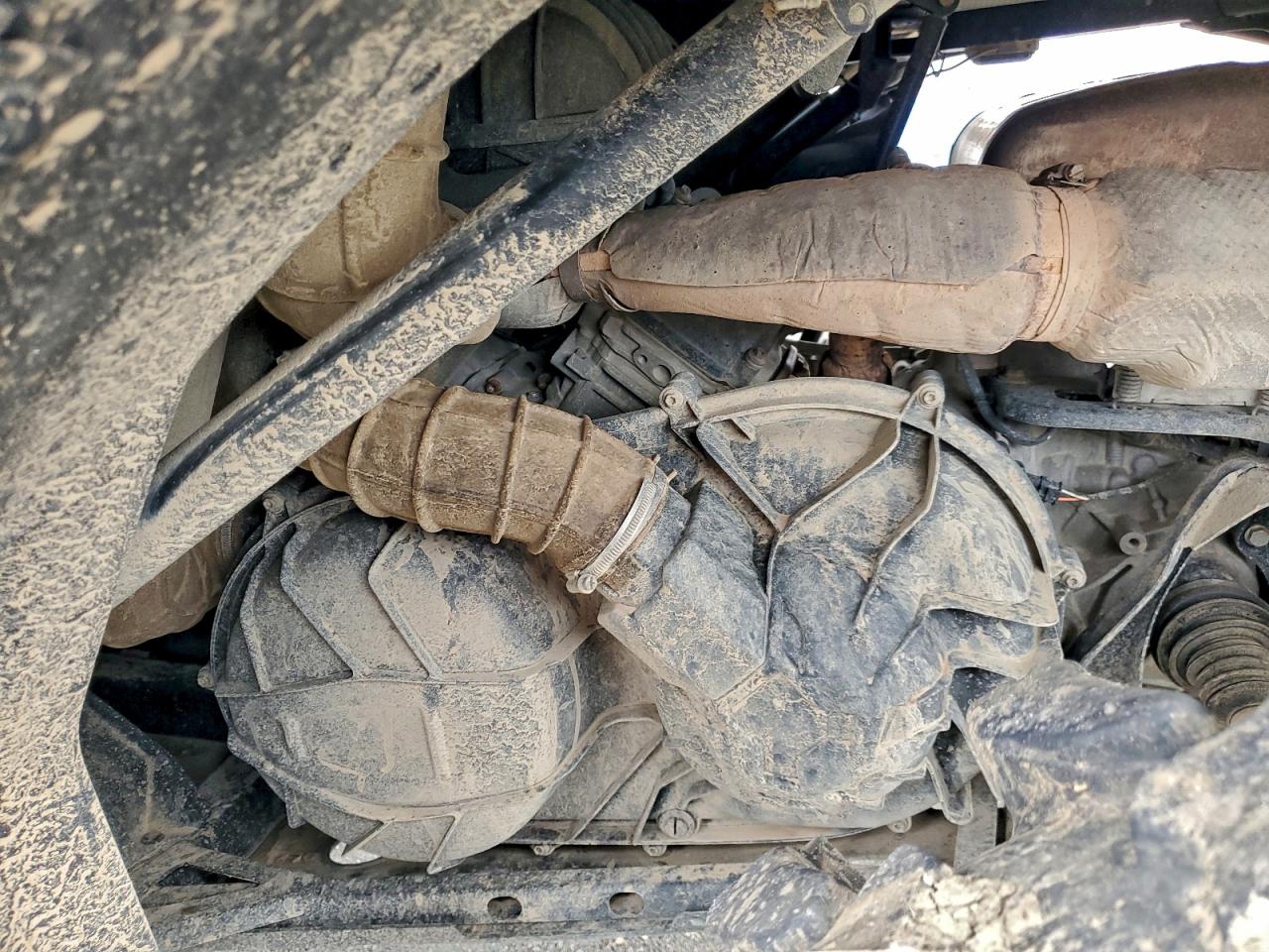 Lot #3297321423 2021 CAN-AM COMMANDER