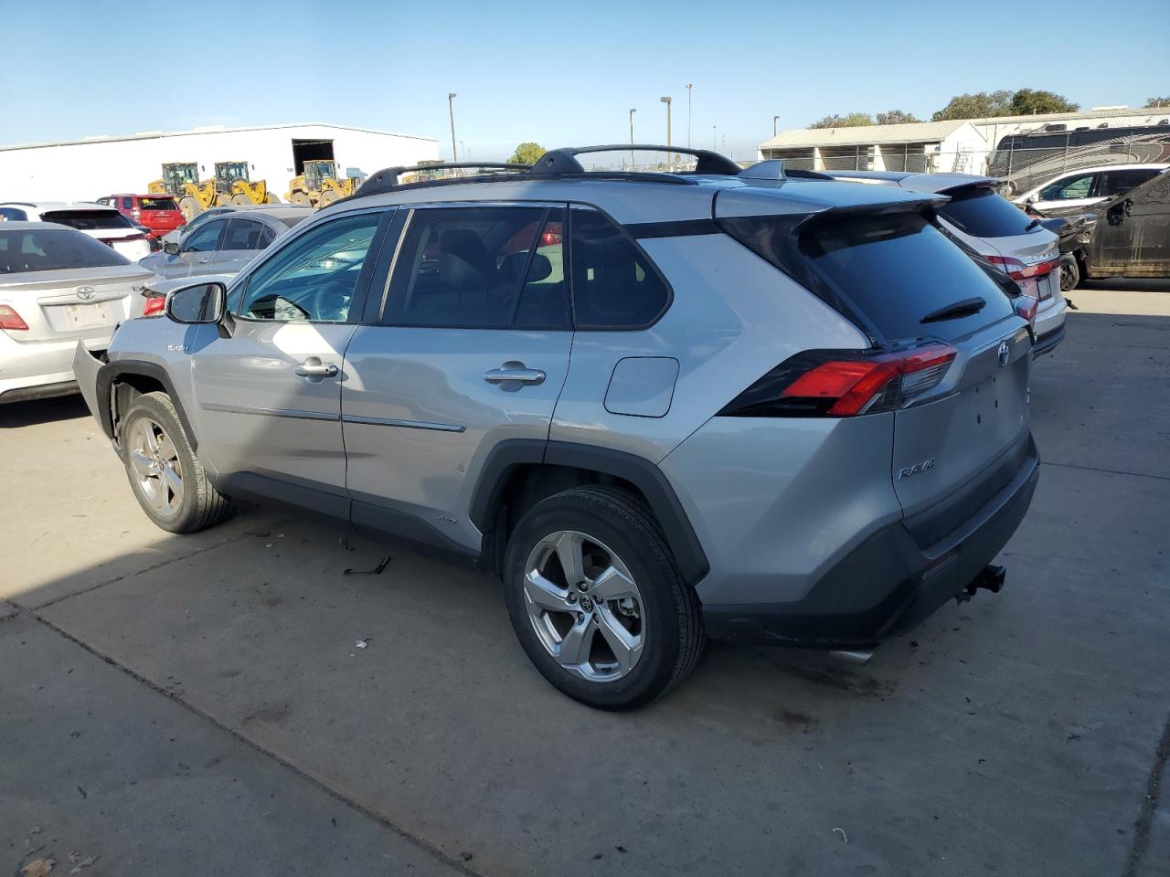 TOYOTA RAV4 XLE PREMIUM