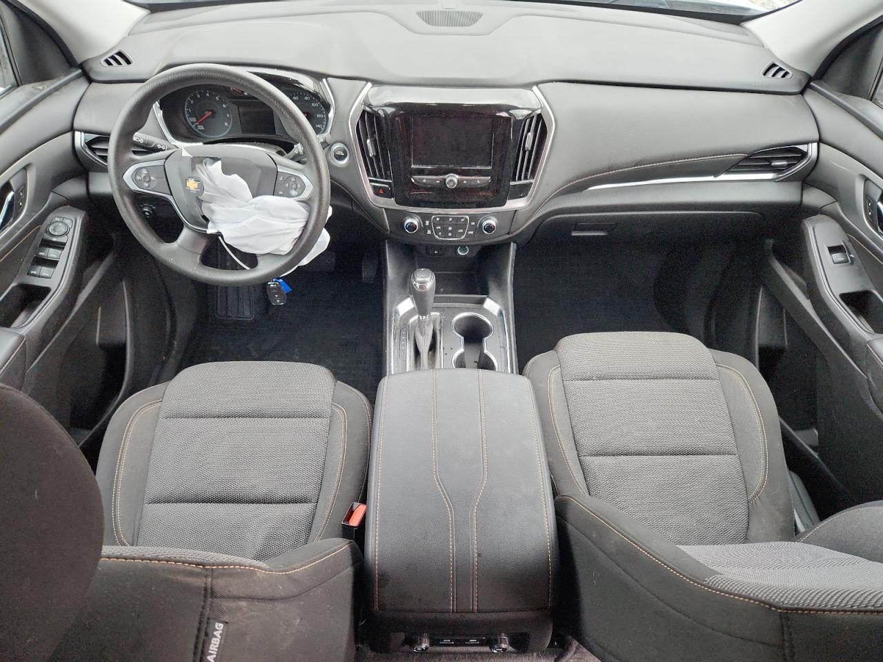 CHEVROLET TRAVERSE LS