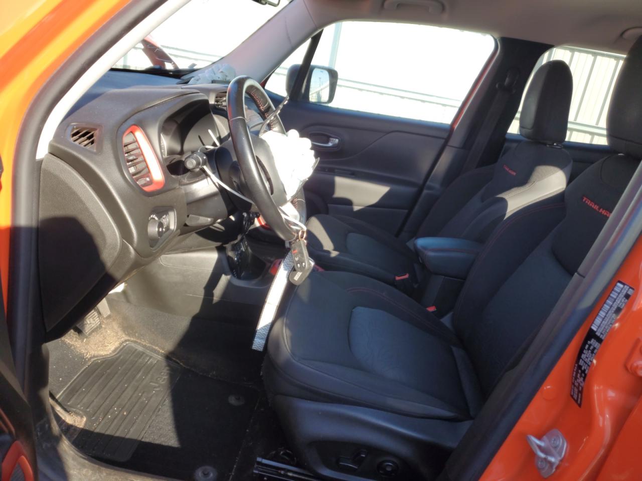 JEEP RENEGADE TRAILHAWK