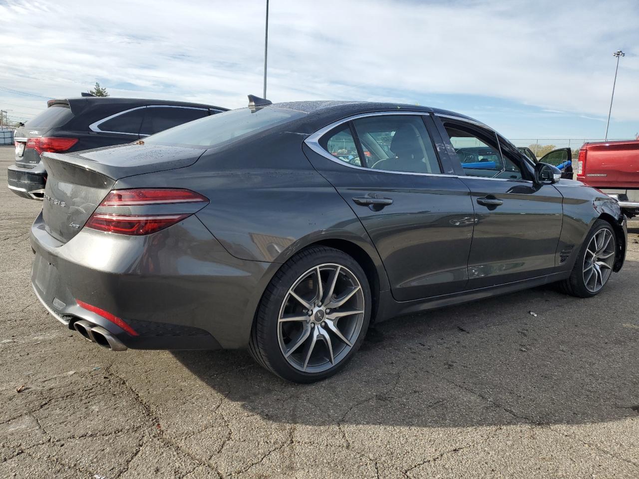 GENESIS G70 BASE