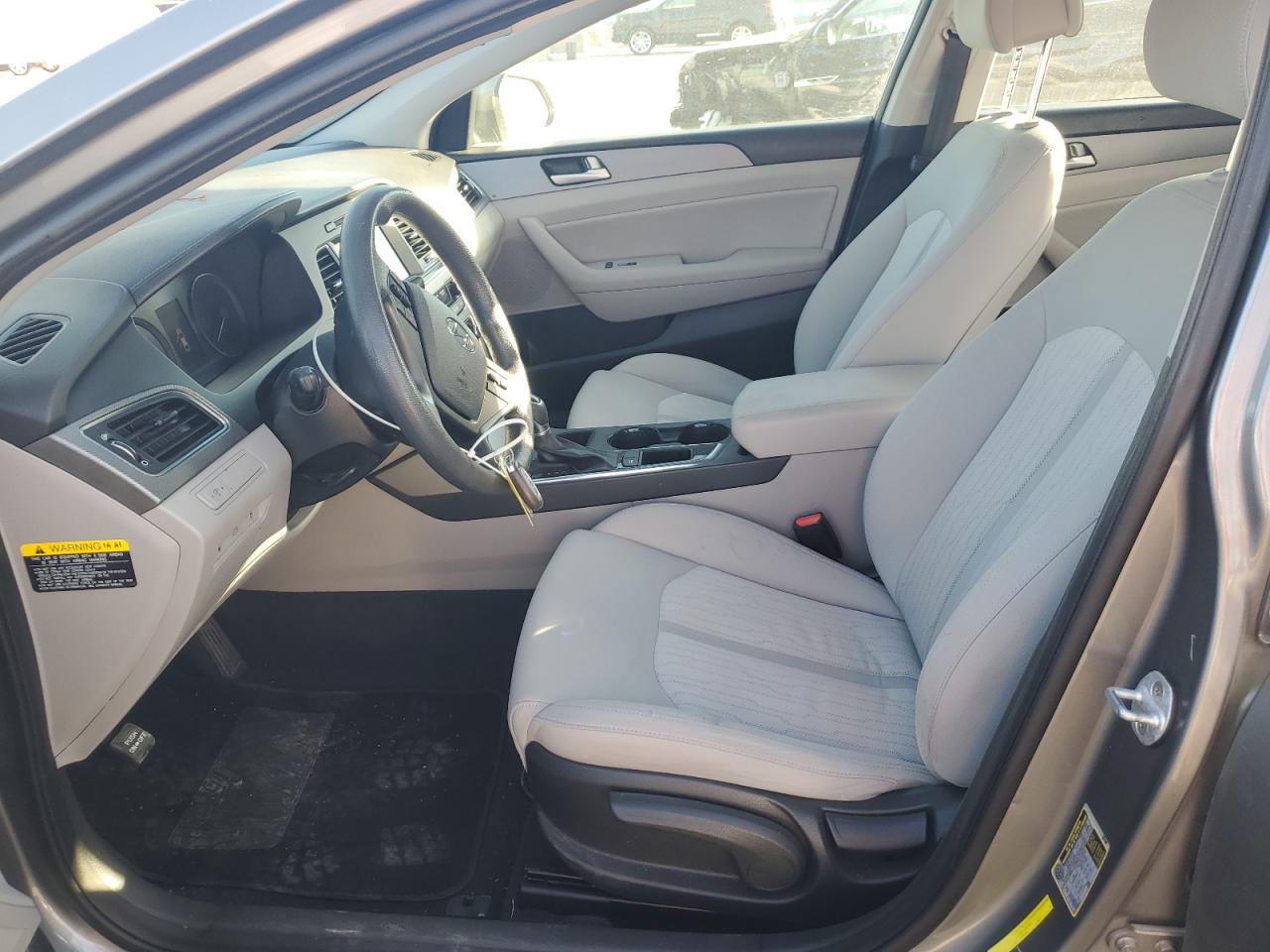 HYUNDAI SONATA HYBRID