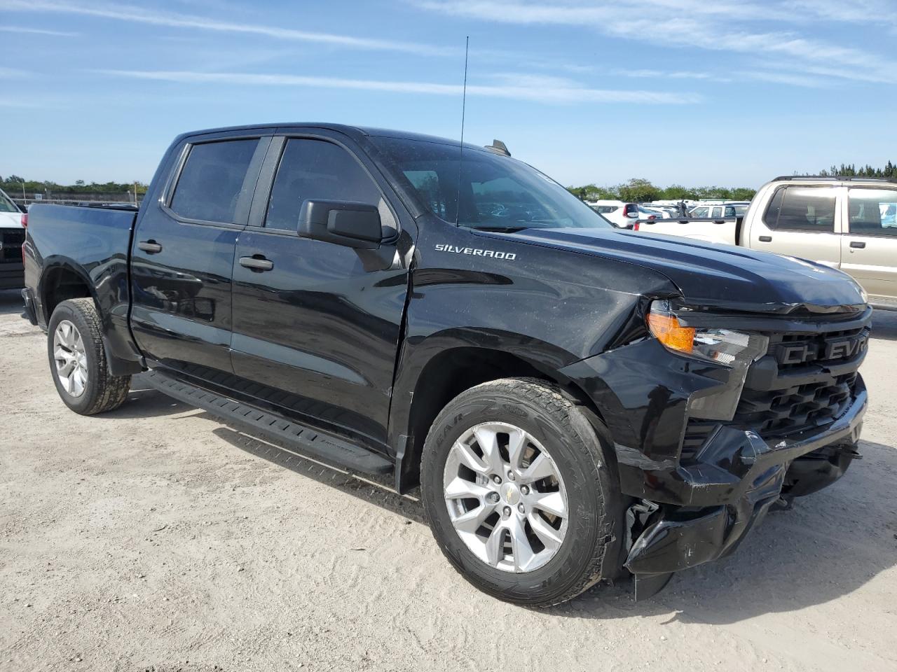 CHEVROLET SILVERADO C1500 CUSTOM