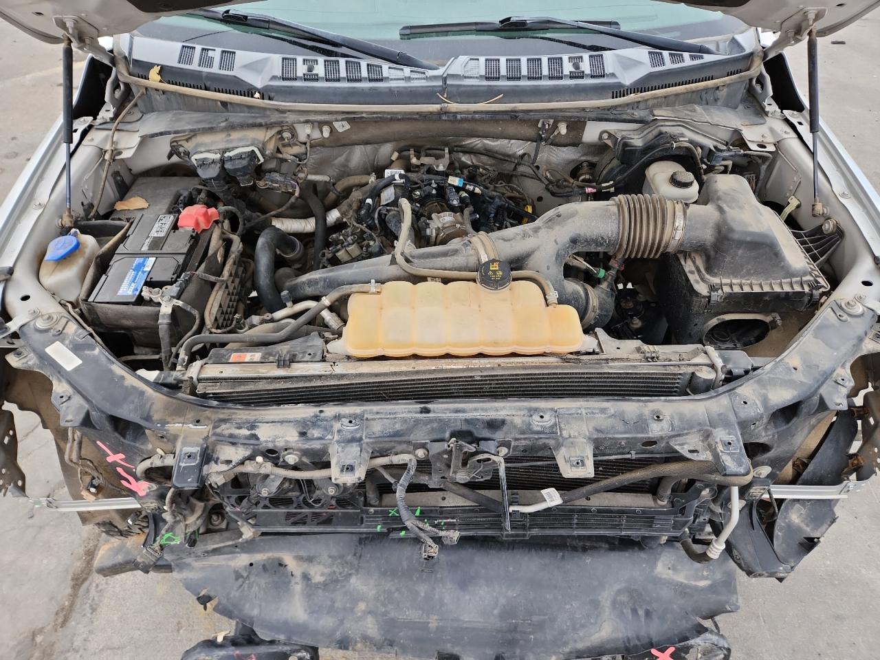 FORD F-150 SUPER CAB