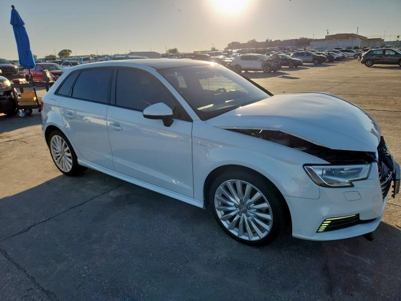 2017 AUDI A3 E-TRON #3292446678