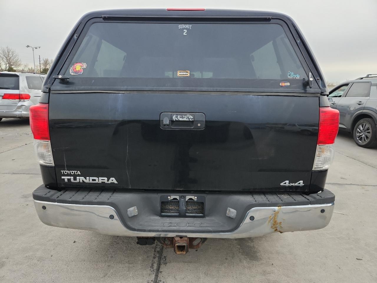 TOYOTA TUNDRA CREWMAX LIMITED