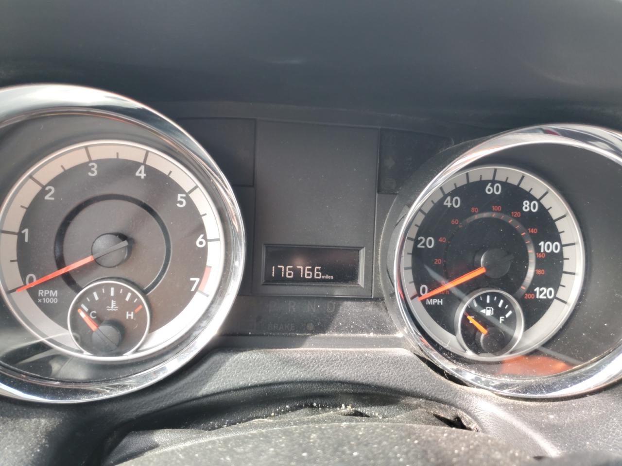 DODGE GRAND CARAVAN SE