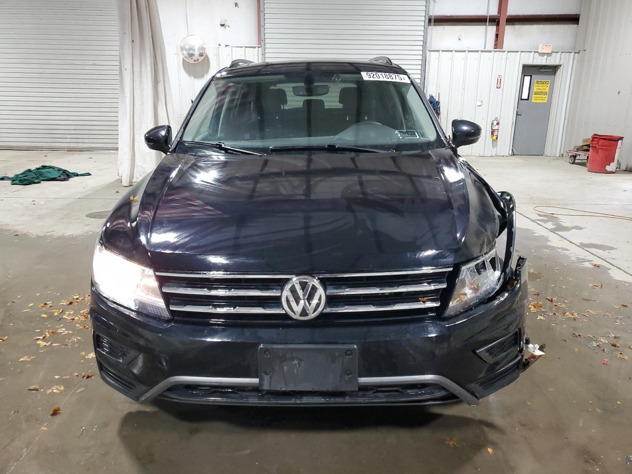 VOLKSWAGEN TIGUAN SE
