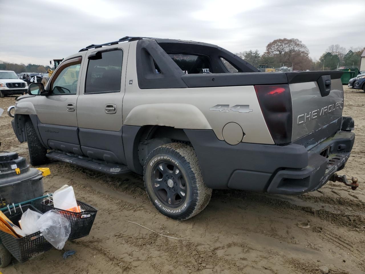 Lot #3293359430 2002 CHEVROLET AVALANCHE
