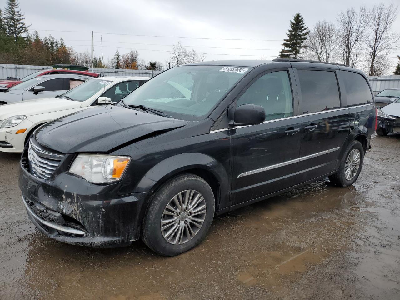 CHRYSLER TOWN & COUNTRY TOURING L