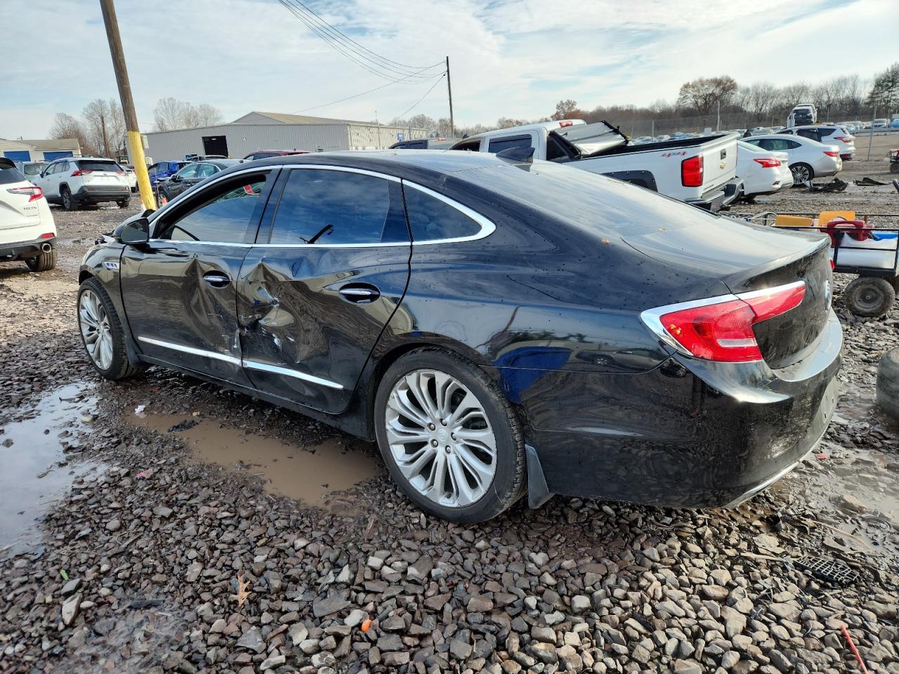 BUICK LACROSSE ESSENCE