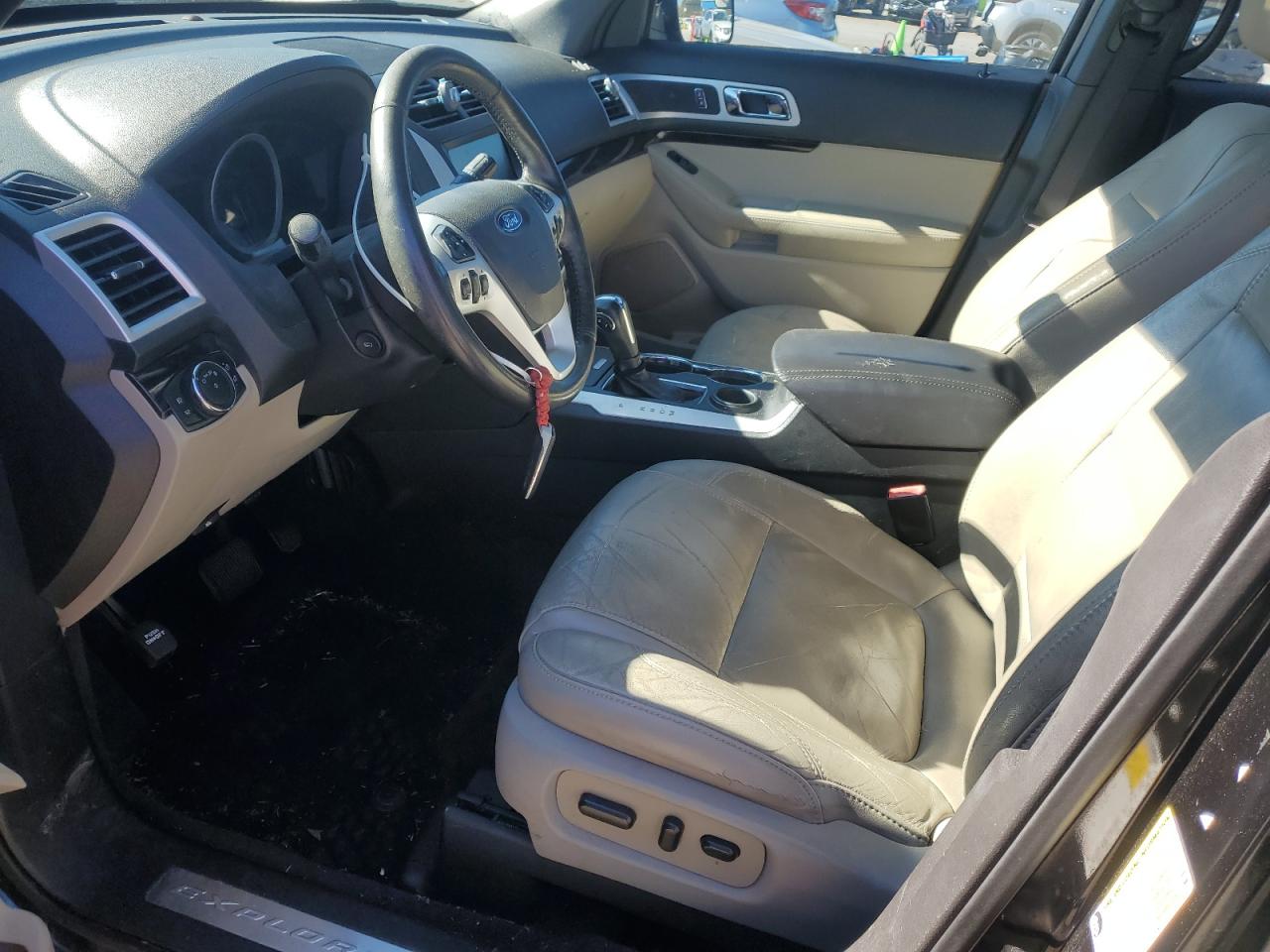 FORD EXPLORER LIMITED