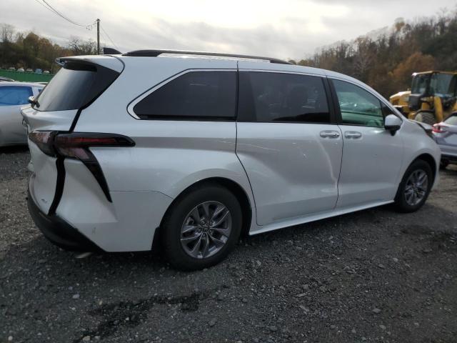 2025 TOYOTA SIENNA XLE #3309347034