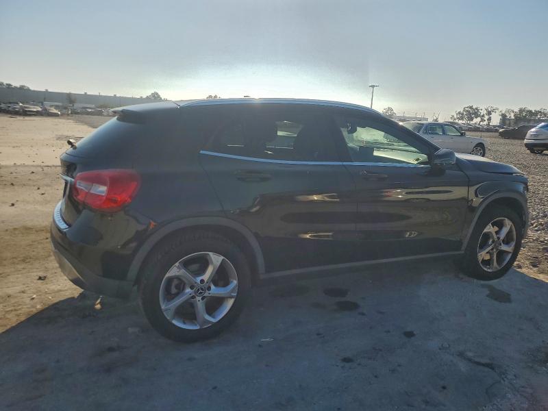 2019 MERCEDES-BENZ GLA 250 #3301829360