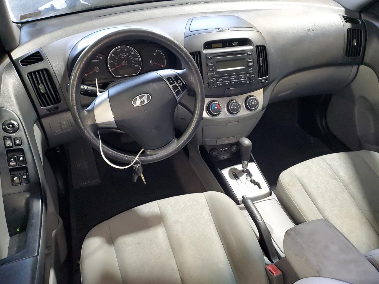 HYUNDAI ELANTRA BLUE