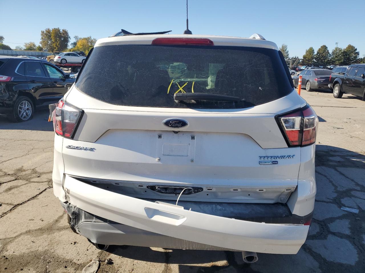 FORD ESCAPE TITANIUM