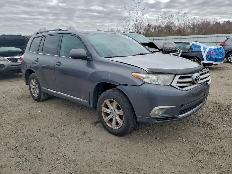 2013 TOYOTA HIGHLANDER #3296358163