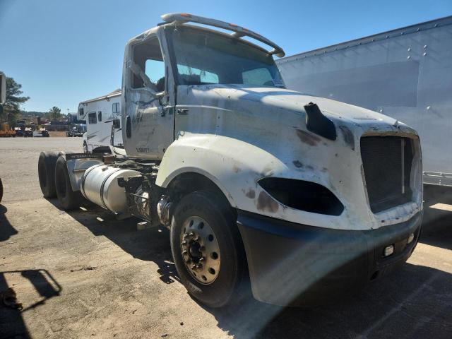 Global Auto Auctions: 2019 INTERNATIONAL LT625