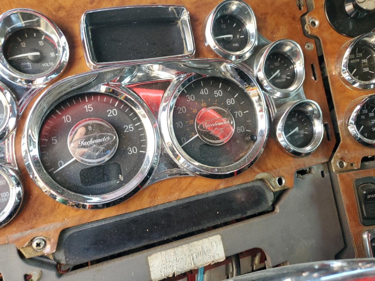 Lot #3291347163 2006 PETERBILT 379