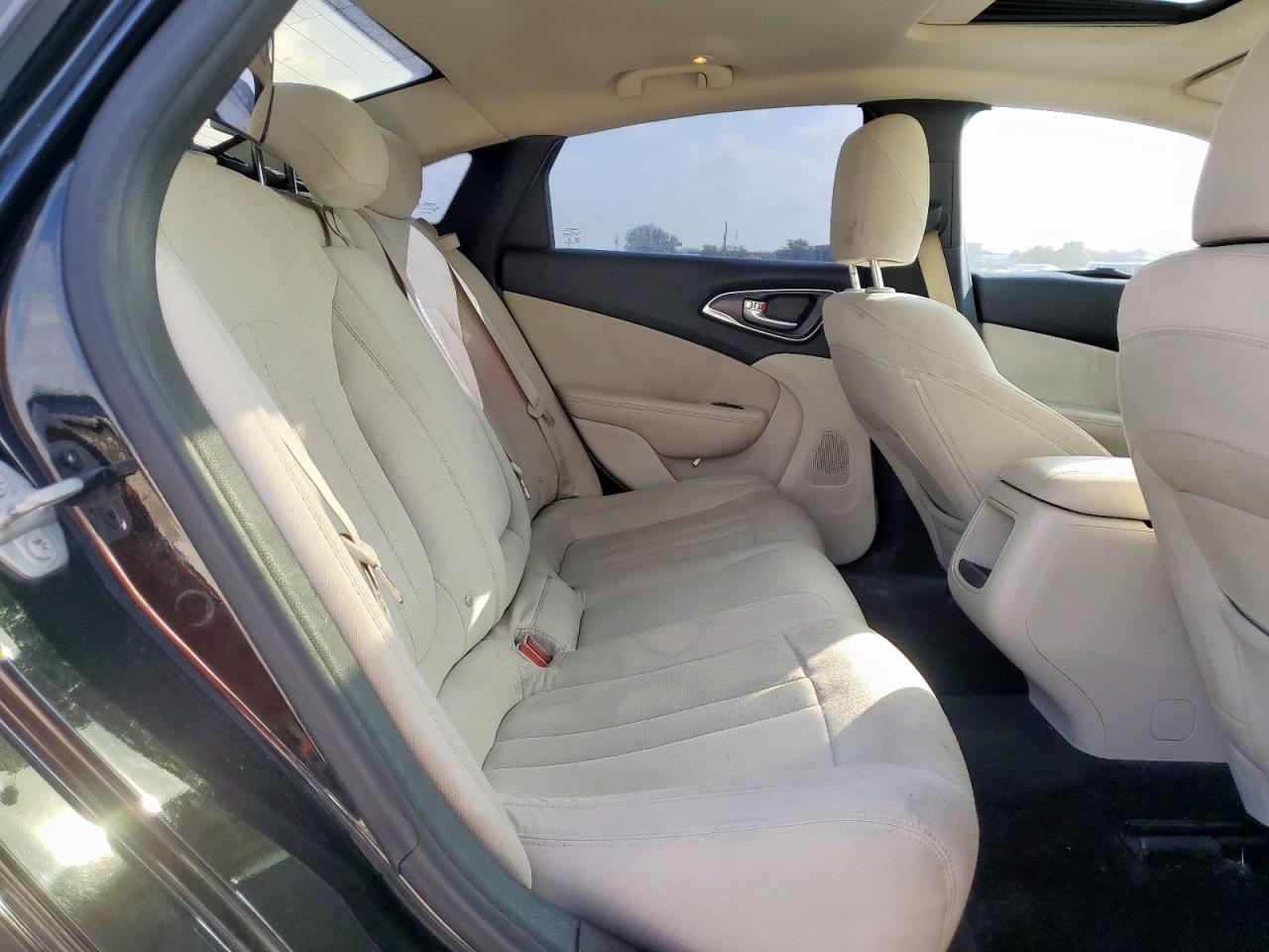 CHRYSLER 200 LIMITED