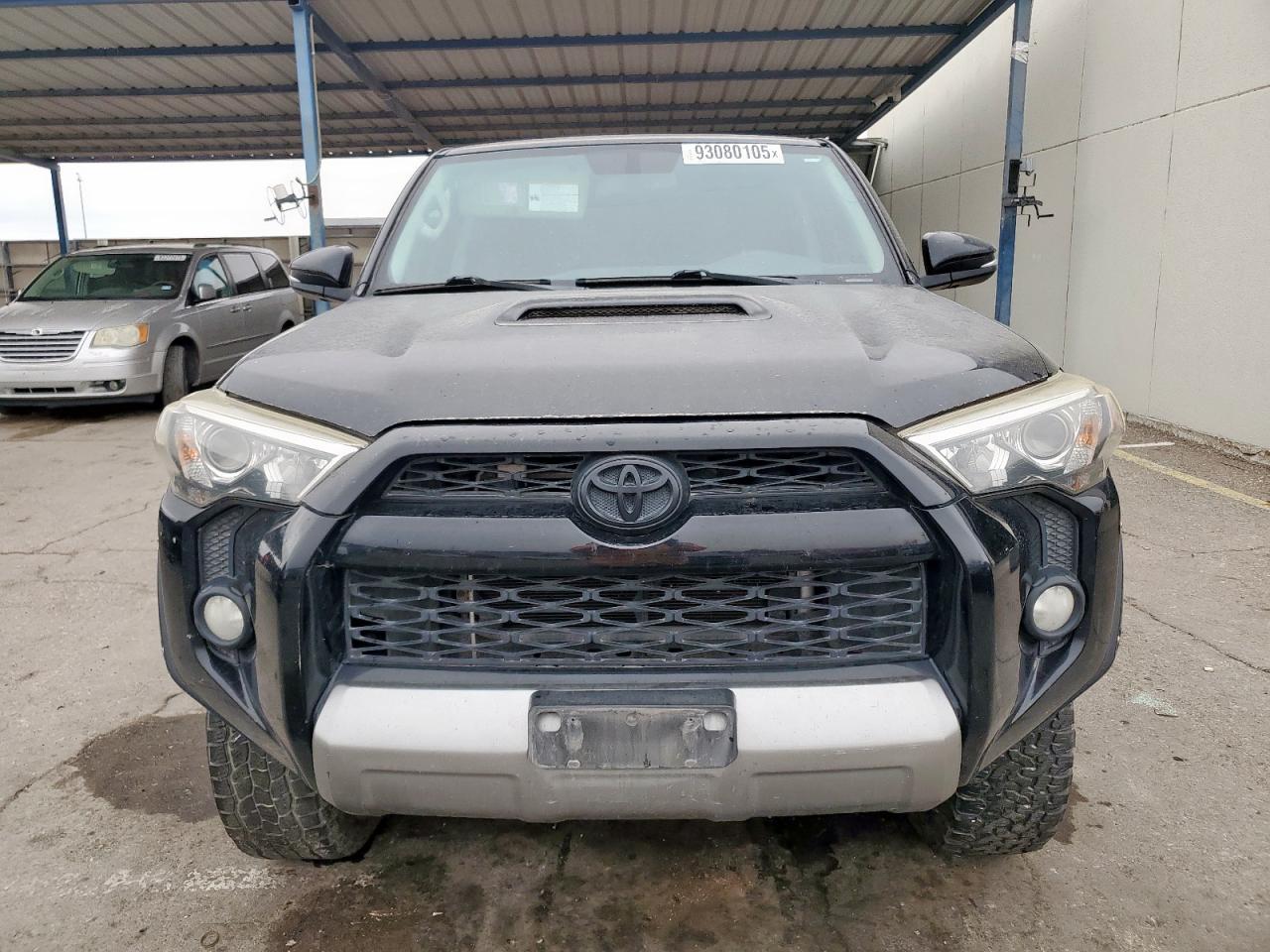 TOYOTA 4RUNNER SR5/SR5 PREMIUM