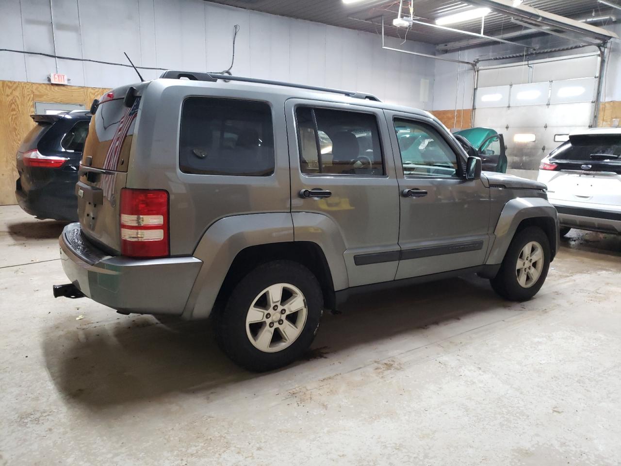 JEEP LIBERTY SPORT