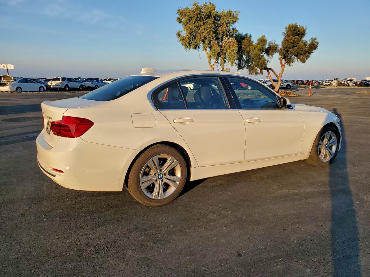 BMW 3 SERIES I