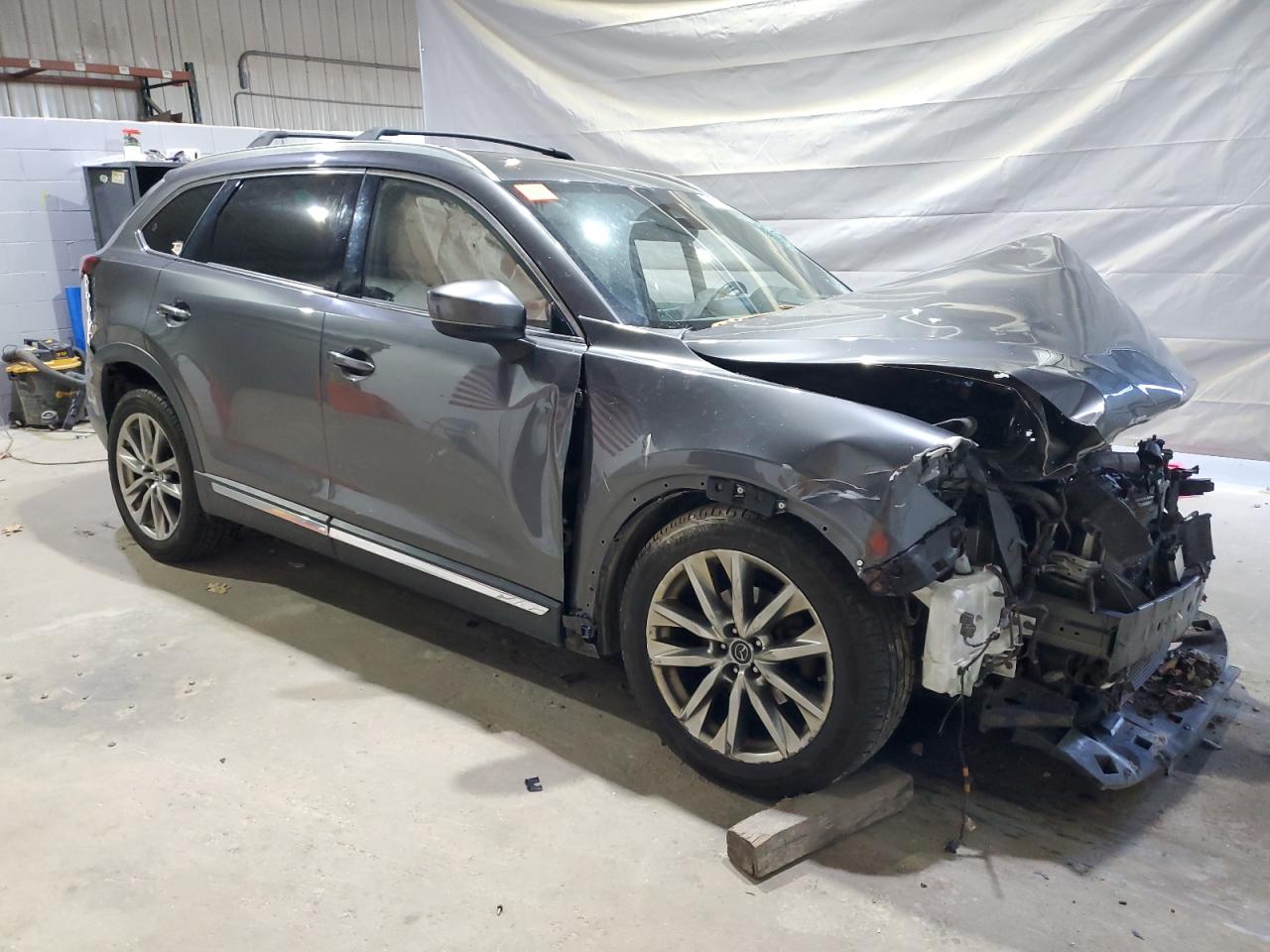 MAZDA CX-9 GRAND TOURING