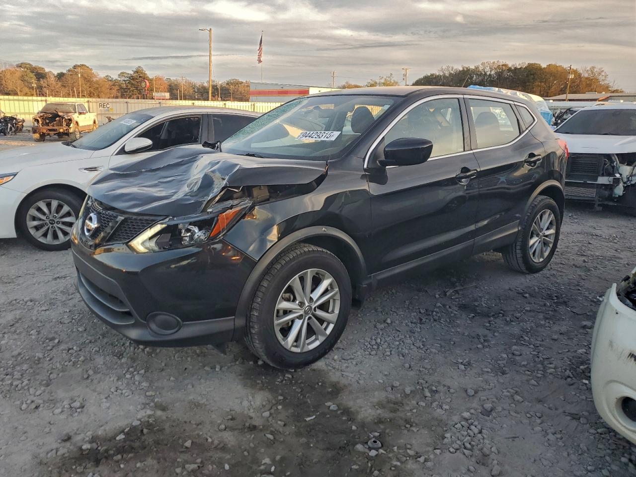 NISSAN ROGUE SPORT S