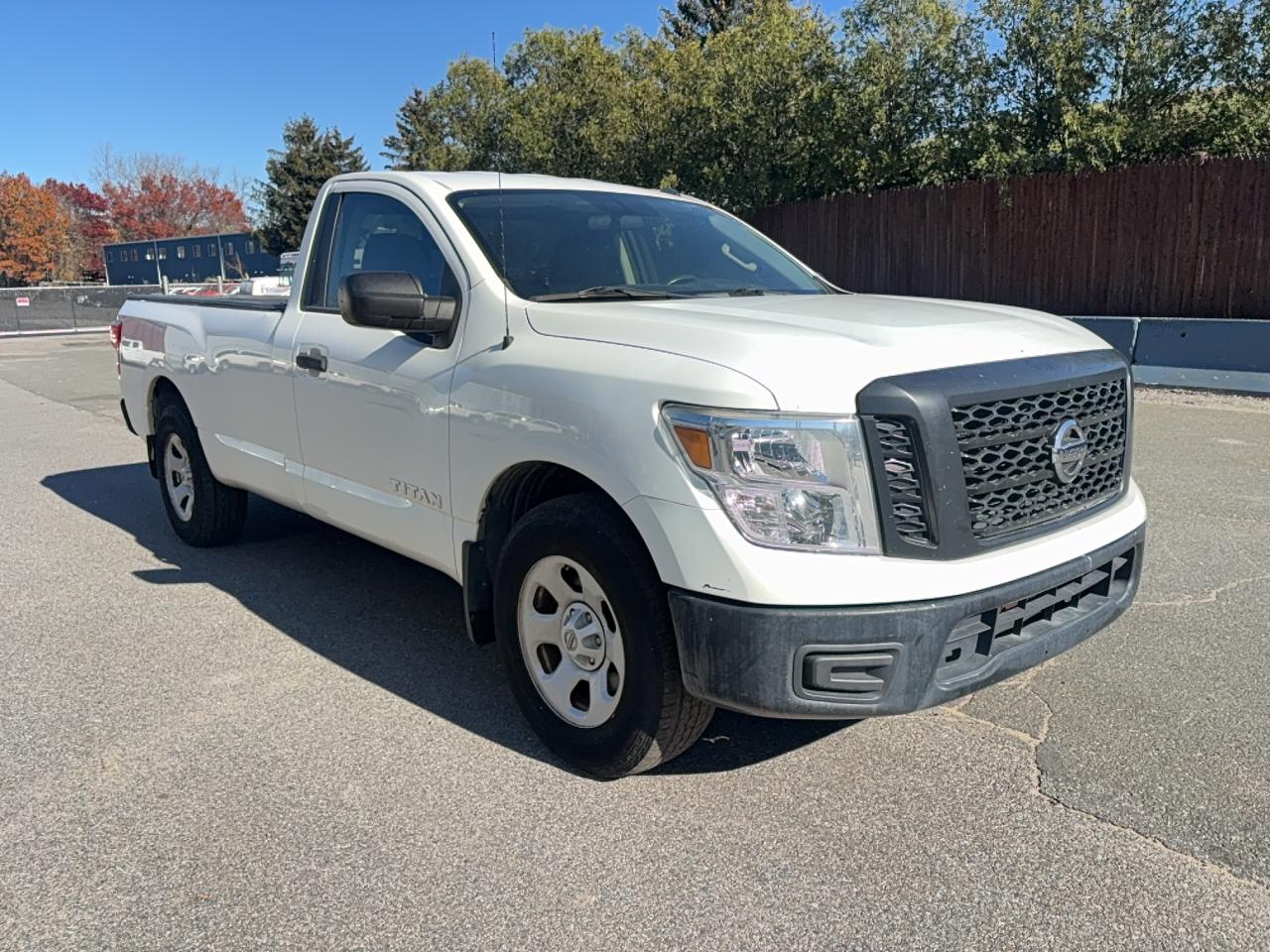 NISSAN TITAN S