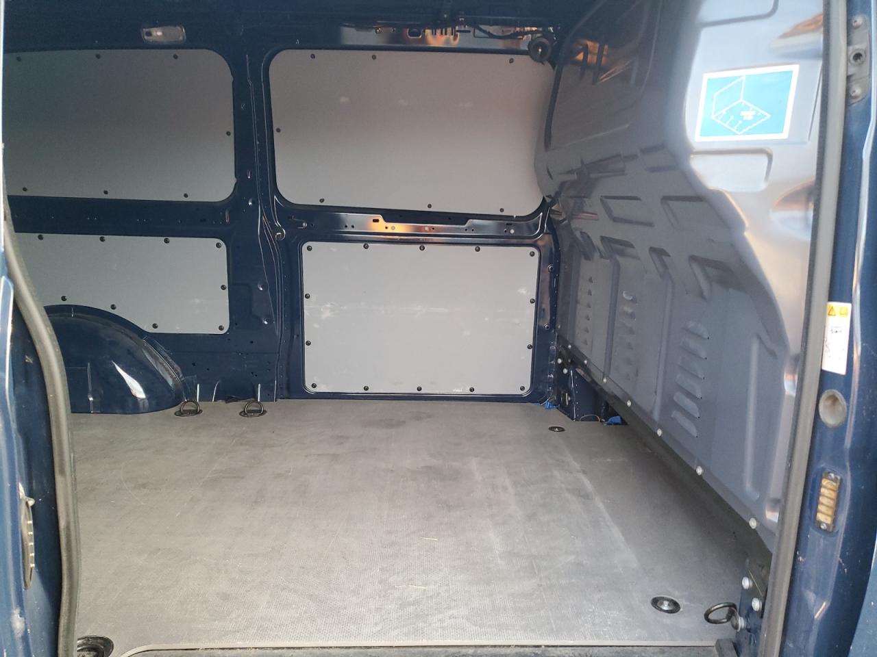 Lot #3310363956 2021 MERCEDES-BENZ METRIS