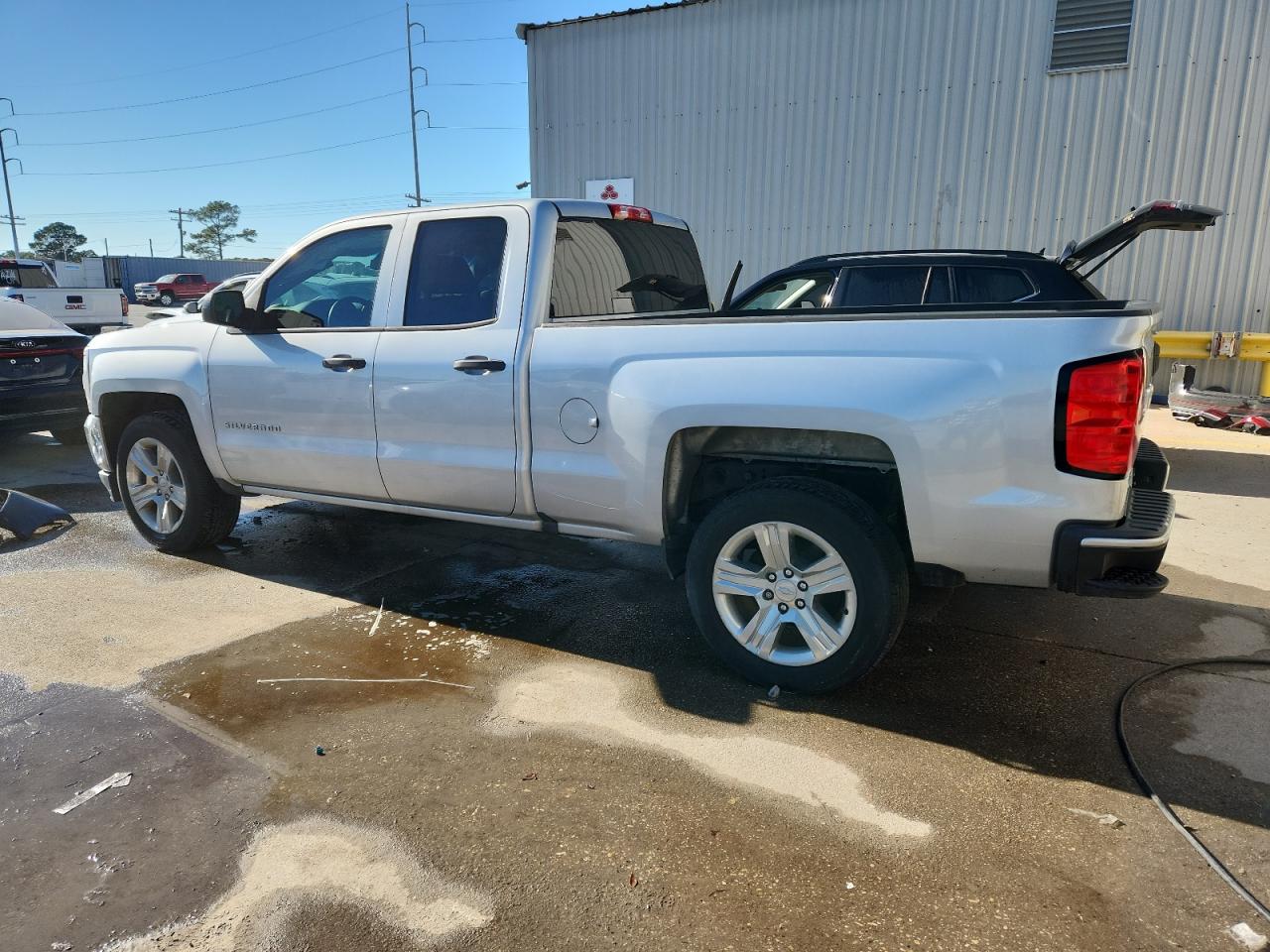 CHEVROLET SILVERADO C1500 CUSTOM