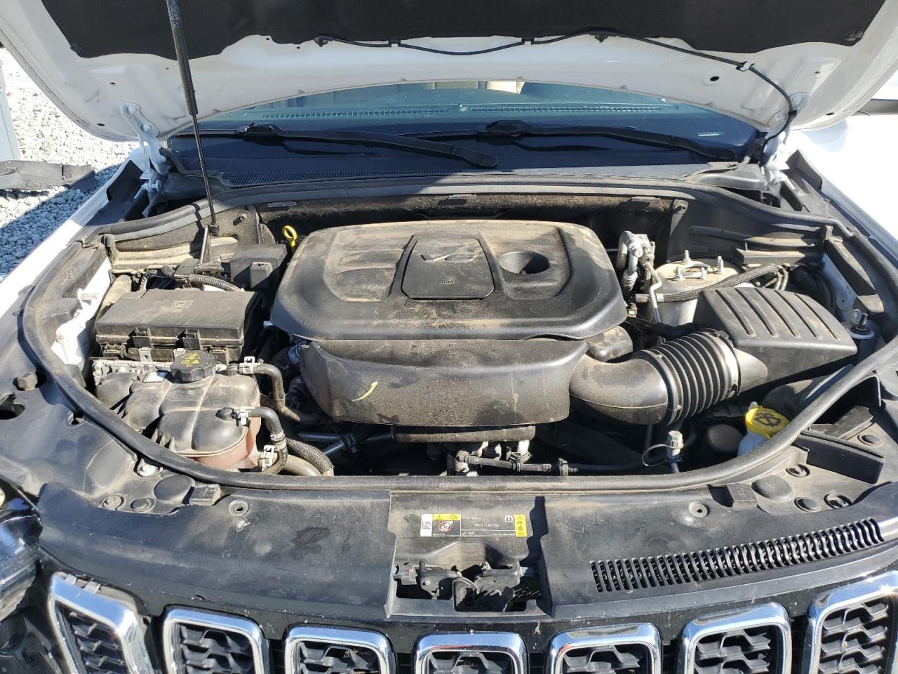 JEEP GRAND CHEROKEE LAREDO E