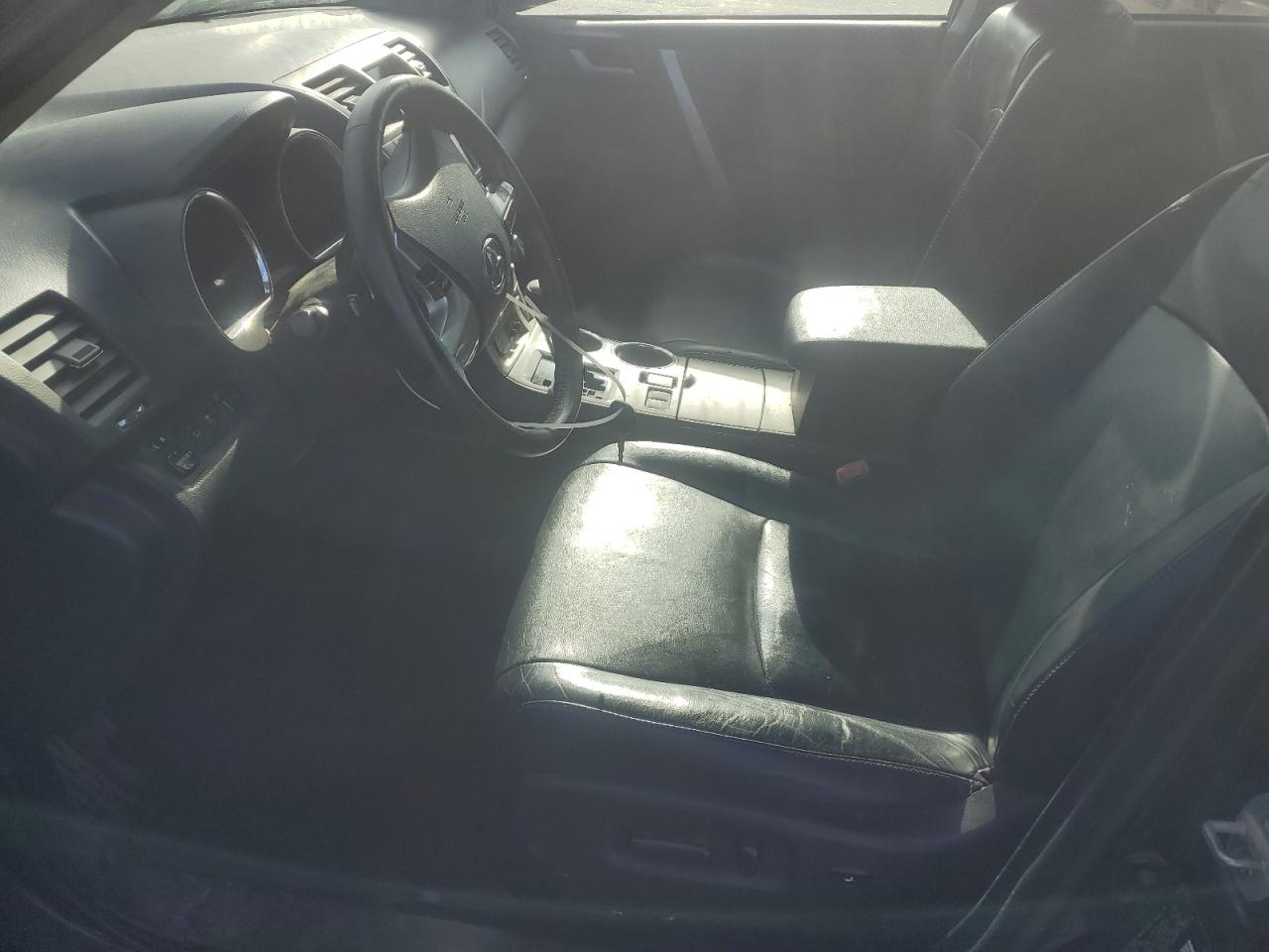 TOYOTA HIGHLANDER BASE